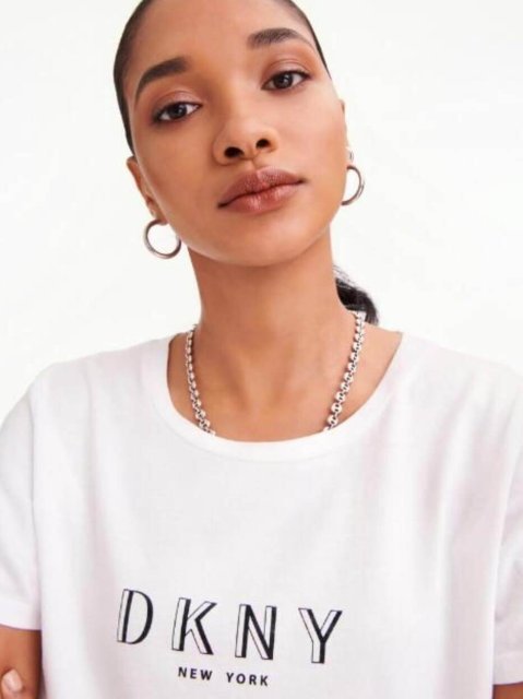 تي شيرت دكني ابيض 9 تي شيرت دكني ابيض