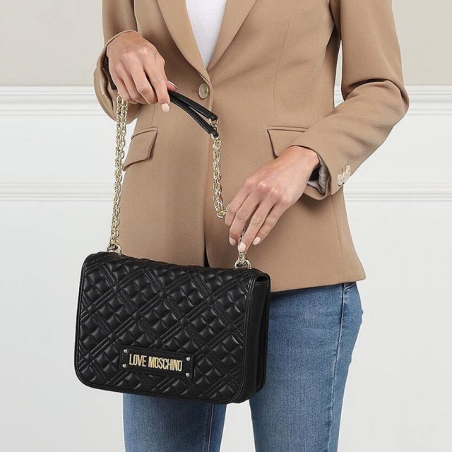 شنطة لوف موسكينو سوداء 4 شنطة لوف موسكينو سوداء