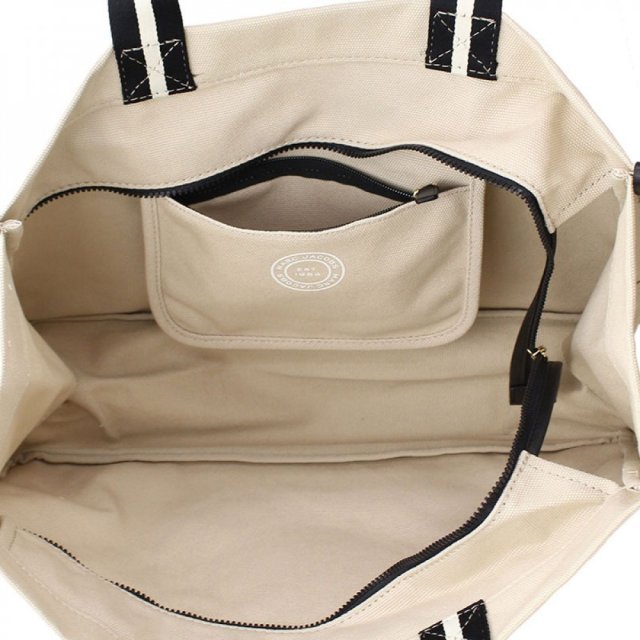 شنطه انيقه ورائعه من مارك 4 شنطه انيقه ورائعه من مارك