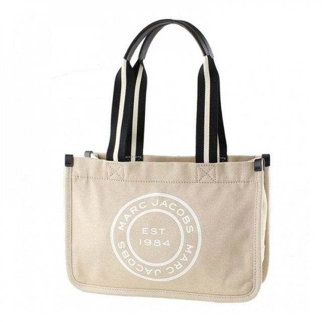 شنطه انيقه ورائعه من مارك 6 شنطه انيقه ورائعه من مارك