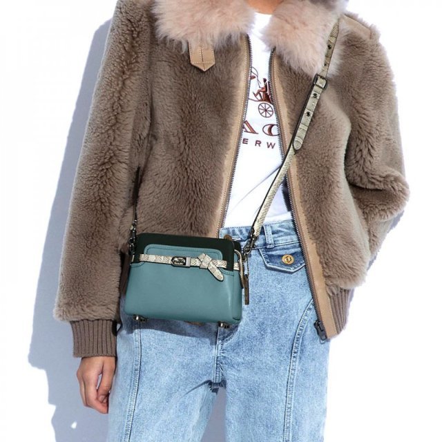 شنطة كوتش تاتي زيتي 4 شنطة كوتش تاتي زيتي